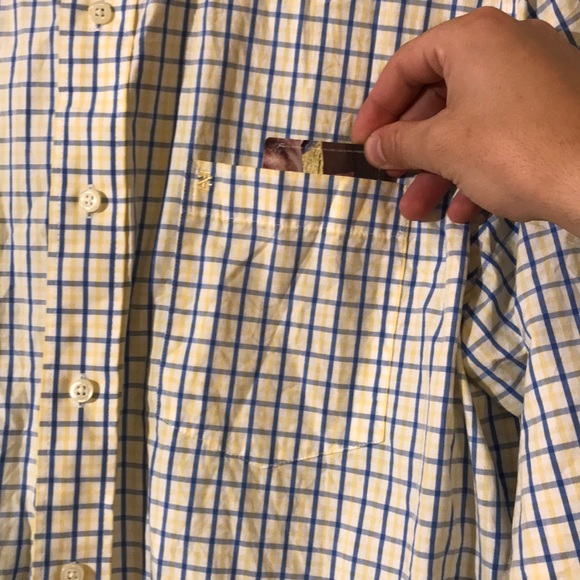Men’s IZOD blue and yellow plaid button up - Picture 4 of 5